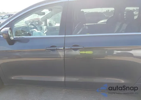 2021 Chrysler Voyager Lxi из США, поврежденный, VIN 2C4RC1DG9MR551342